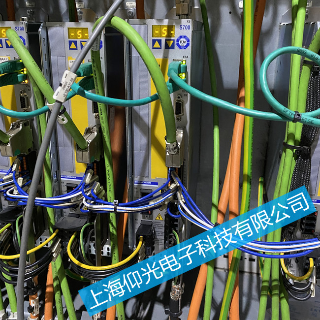 ���I(y��)�S�޿Ơ�Ħ���ŷ��(q��)��(d��ng)��-Servostar600ϵ�Ј�(b��o)��F22�S��