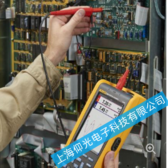 ᘌ�Fluke 120Bϵ��ScopeMeter®���I(y��)���ֳ�ʽʾ����o���������ӵĆ��}